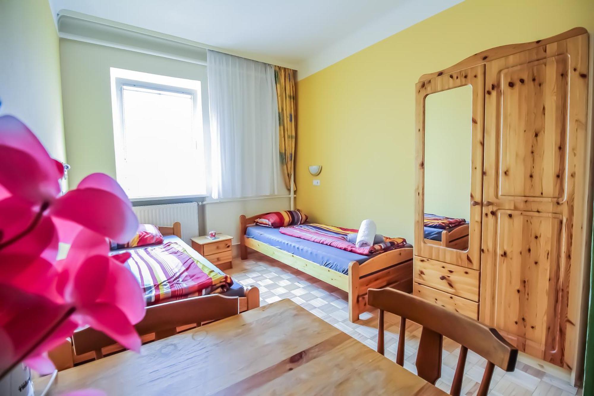 Cozy Rooms - U3 Hutteldorferstrasse Wien Exterior foto