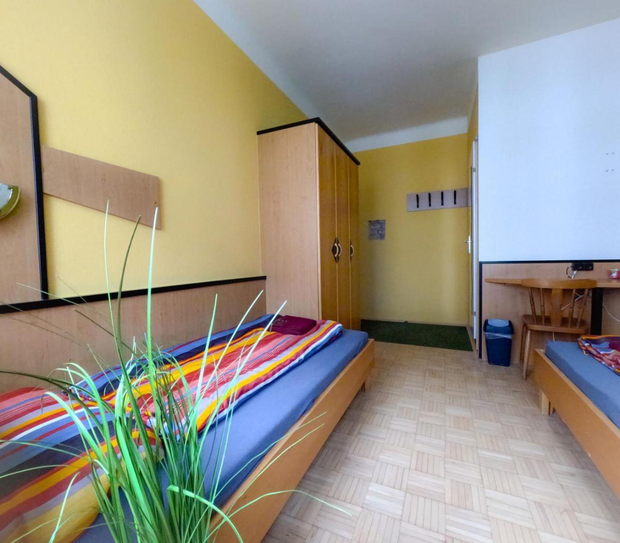 Cozy Rooms - U3 Hutteldorferstrasse Wien Exterior foto