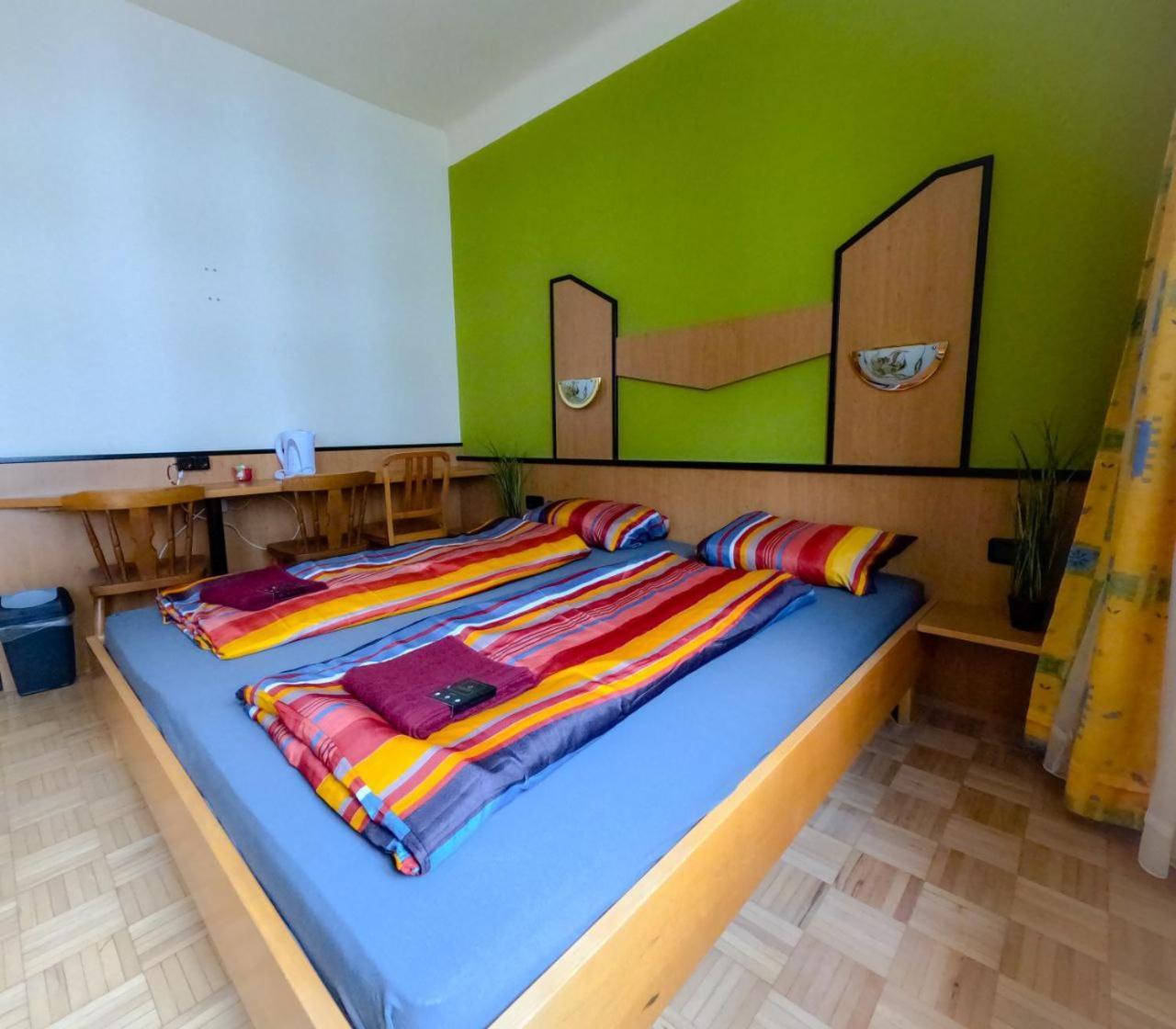 Cozy Rooms - U3 Hutteldorferstrasse Wien Exterior foto